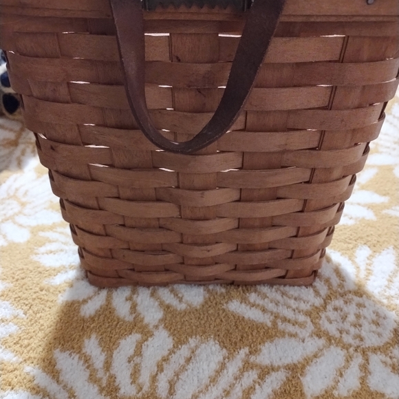 Longaberger Basket 1993 Vintage Collectible - Picture 8 of 8
